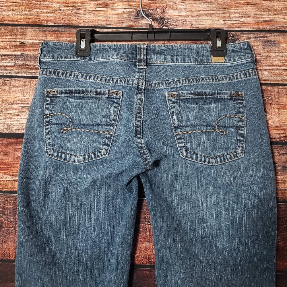 Maurices Womens Size 7/8 Jacie Flare Low. Rise Denim Blue Jeans - Picture 3 of 10